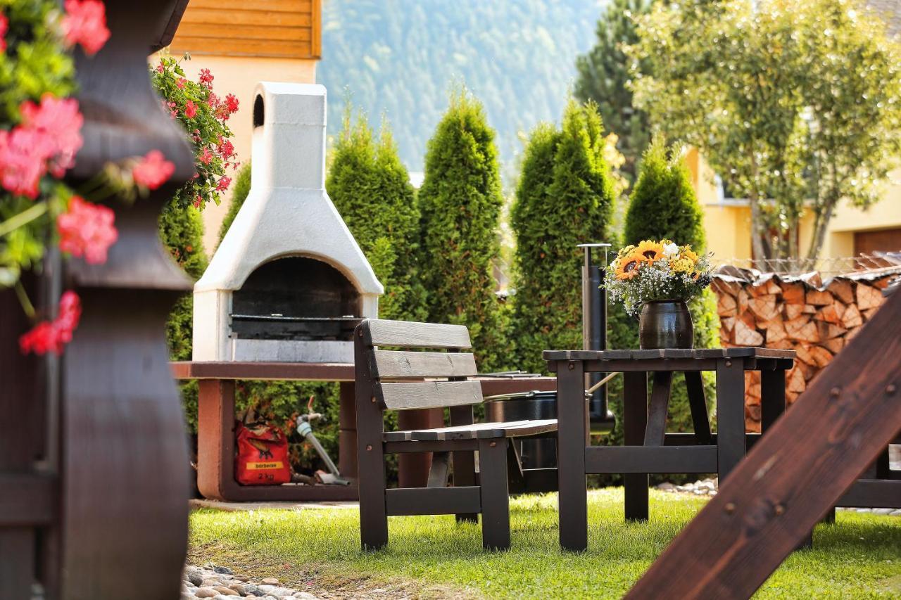 Apartmany Pod Chopkom Pavčina Lehota 外观 照片