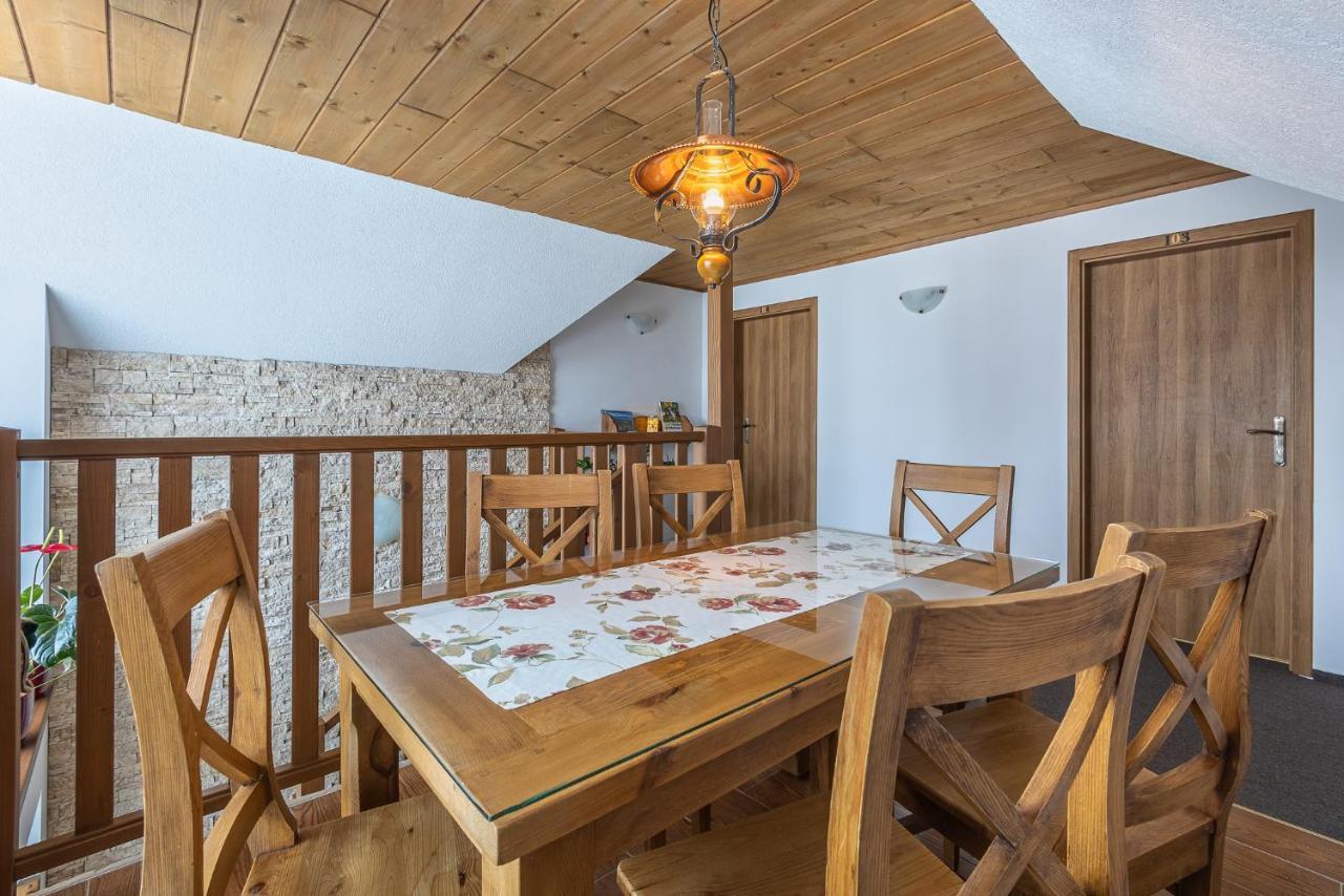 Apartmany Pod Chopkom Pavčina Lehota 外观 照片