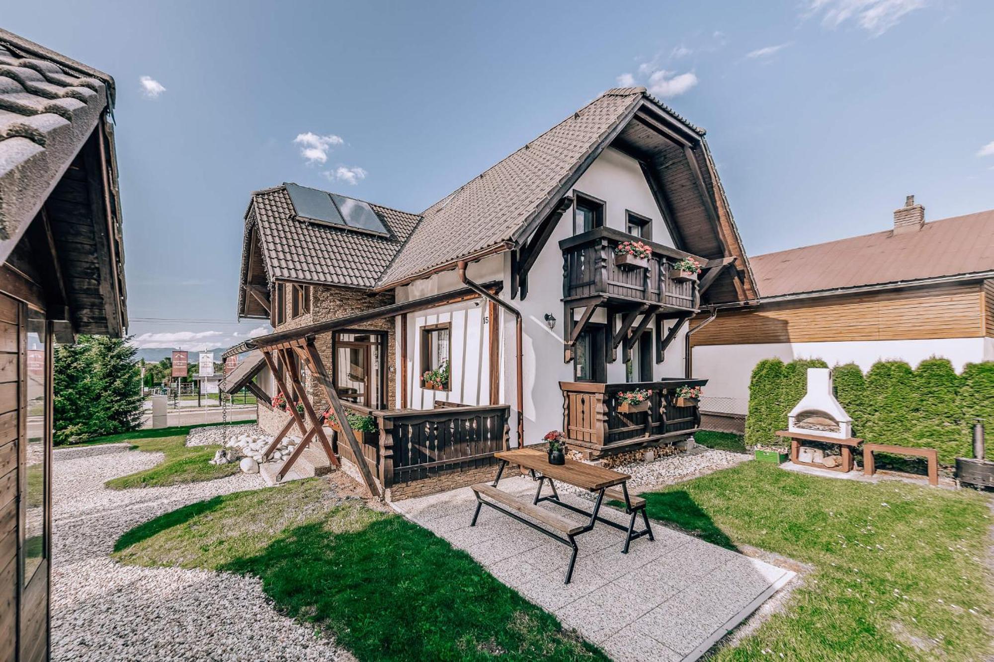 Apartmany Pod Chopkom Pavčina Lehota 外观 照片